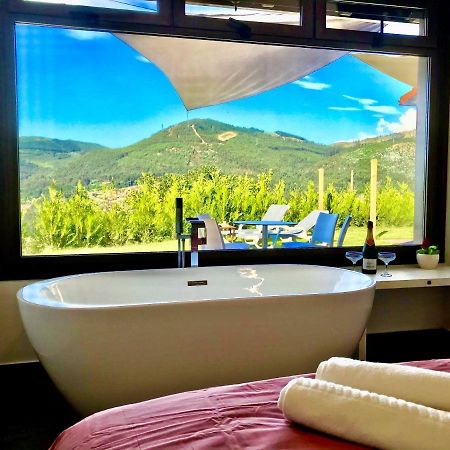 Casa Nueva En Vigo Rural Mos Con Jacuzzi Y Chimenea Para Escapada Romantica 폰테베드라 외부 사진
