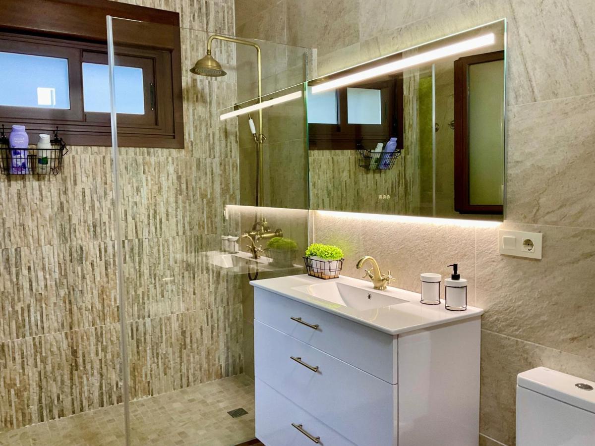 Casa Nueva En Vigo Rural Mos Con Jacuzzi Y Chimenea Para Escapada Romantica 폰테베드라 외부 사진